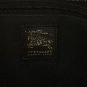 AUTHENTIC BURBERRY PURSE